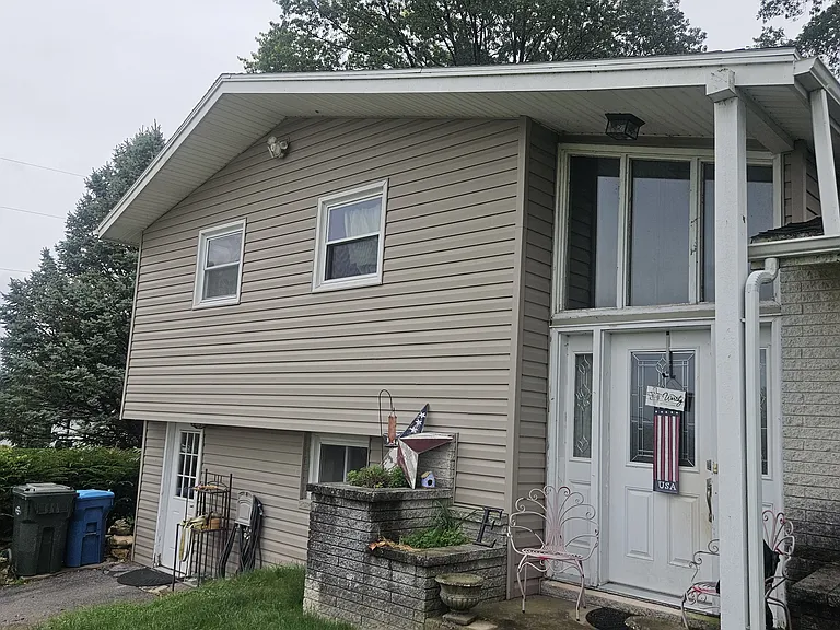 710 Stricklers School Rd — Photo 3