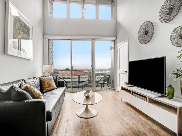 1167 S Barrington Ave #O604