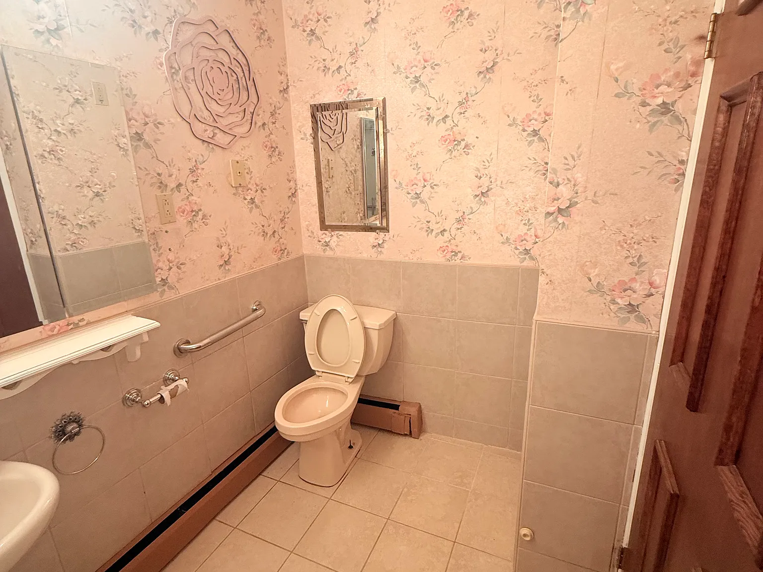 2 bed, 1000 sqft, $2,700 — Photo 3