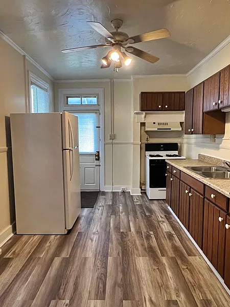 5 bed, 1612 sqft, $1,450 — Photo 4