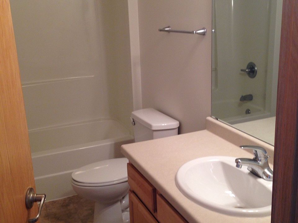 1st image of 852 37th Ave S APT 3