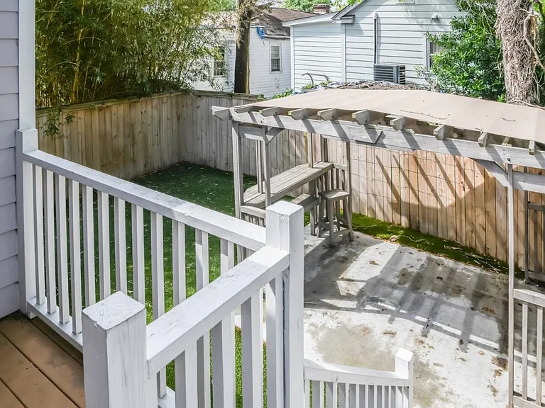 19 N Tracy St — Photo 27