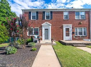 5525 Medwick Garth S, Catonsville, MD 21228