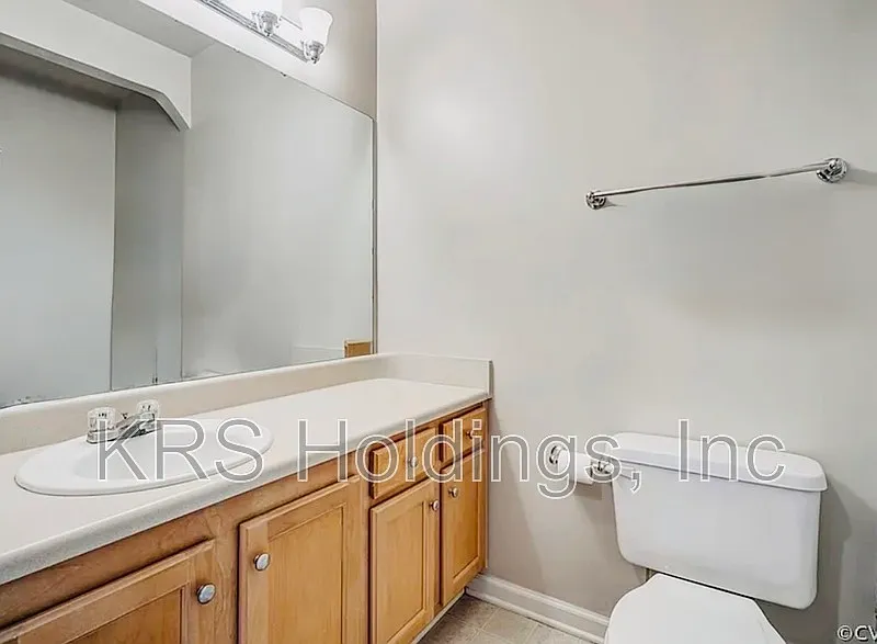 2 bed, 2.0 bath, 1100 sqft, $1,795 — Photo 3