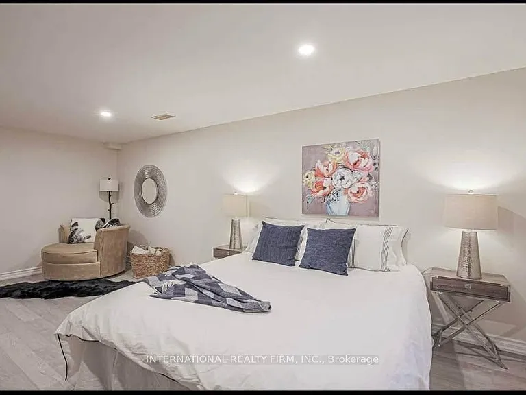130 Amberjack Blvd #LOWER — Photo 1