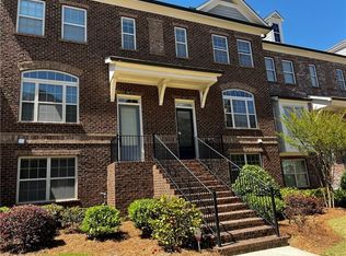 1075 Township Sq, Alpharetta, GA 30022