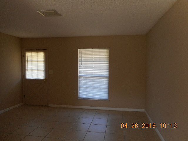 1st image of 327 Austin Ave