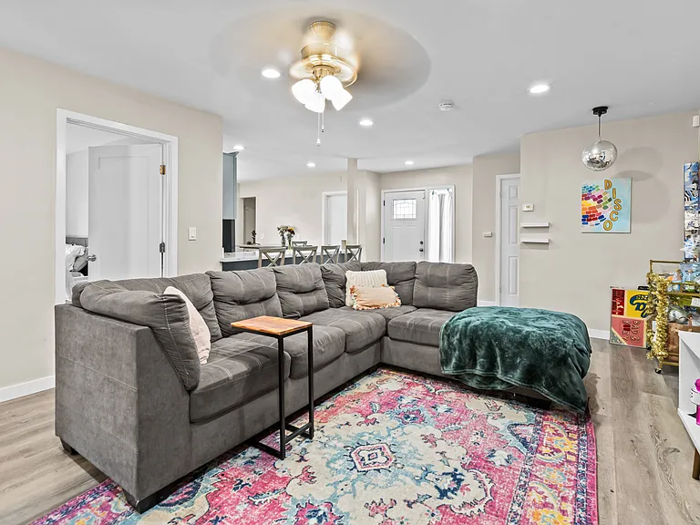 5059 Campanile Dr — Photo 6