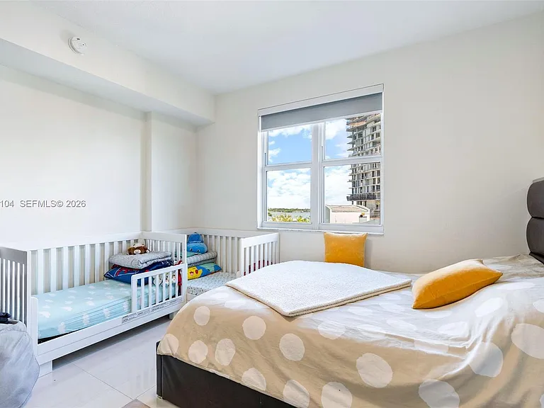 7900 Harbor Island Dr #518 — Photo 12