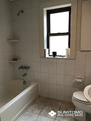 Rented by Sumitomo Real Estate Sales | media 34