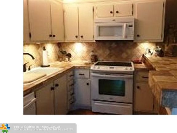 2nd image of 1505 Augusta Cir APT 119