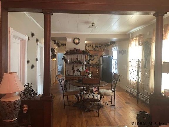 5th image of 178 Lancaster St