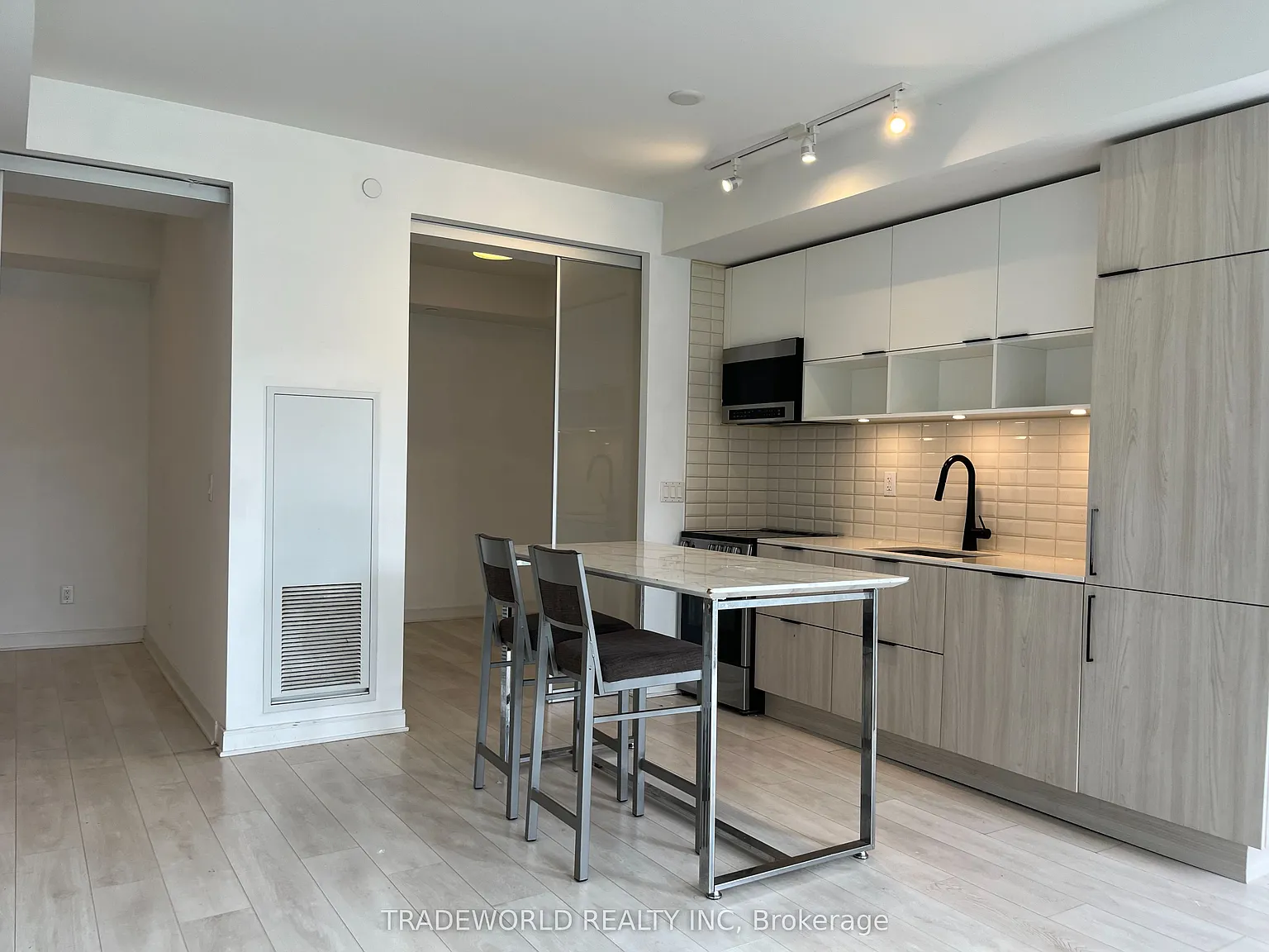 3 bed, $3,450 — Photo 3