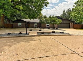 439 George L Cross Dr, Norman, OK 73069