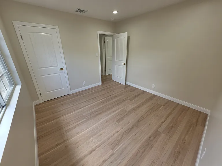 6829 Murietta Ave — Photo 28