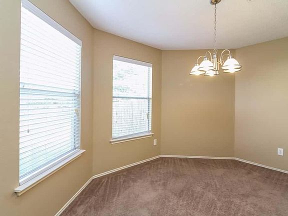 4th image of 5210 Wyndham Ct