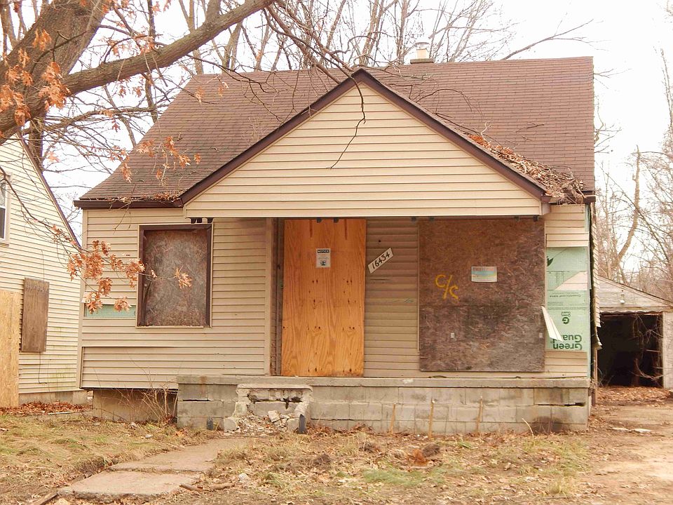 16434 Pembroke