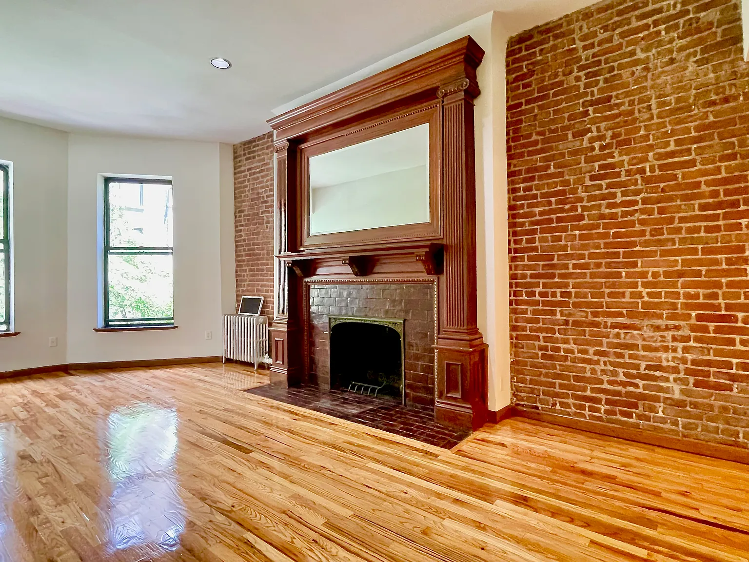 316 West 102nd Street — Photo 1