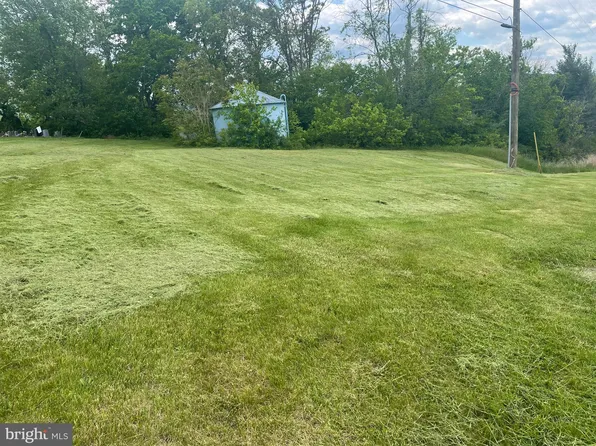LOT C W Queen St #B, Strasburg, VA 22657