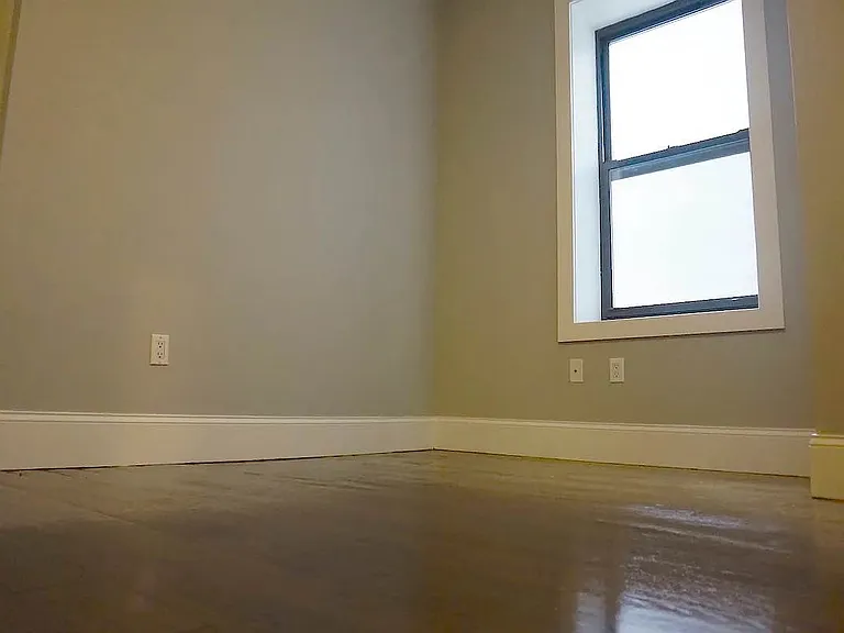 119 S 2nd St #3 — Photo 6
