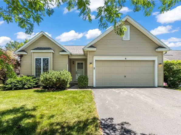 6 Hunt Holw, Rochester, NY 14624