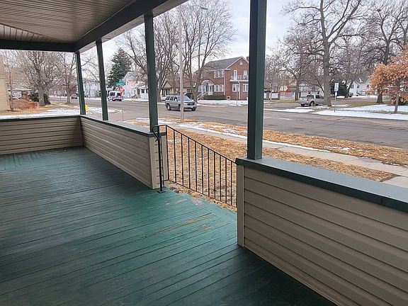 4th image of 603 W 4th St