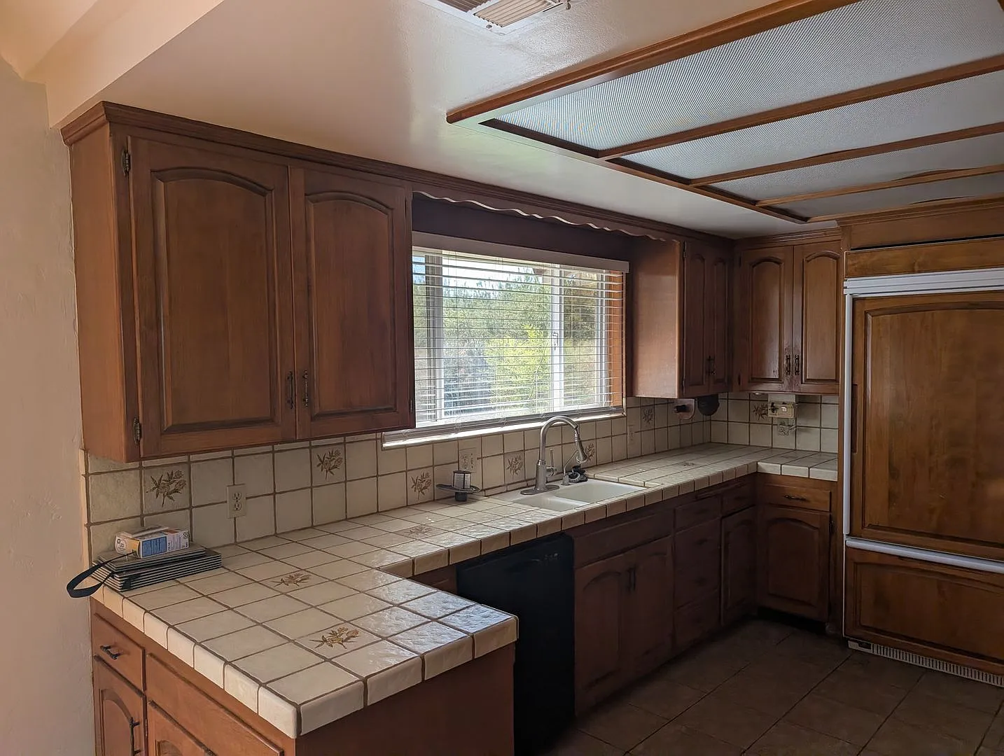 Nice rural home with recent updates, large lot, good space, bonus room and nice amenities. — Photo 4