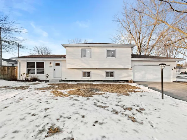 3500 W 76th Ln, Merrillville, IN 46410