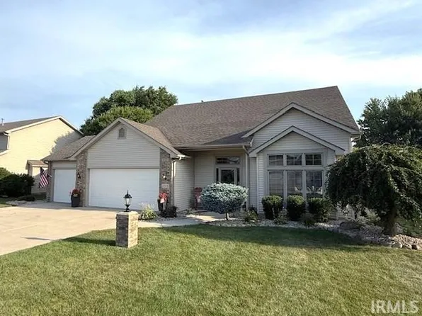 1318 Rambler Rd, Huntertown, IN 46748