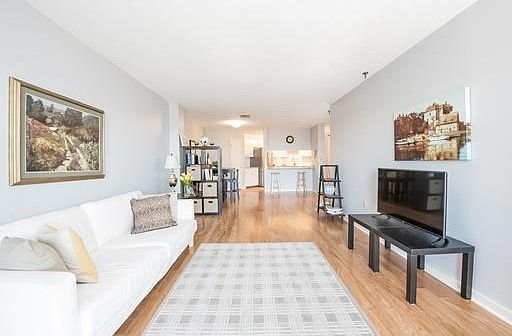 3rd image of 90 Quincy Shore Dr APT 605