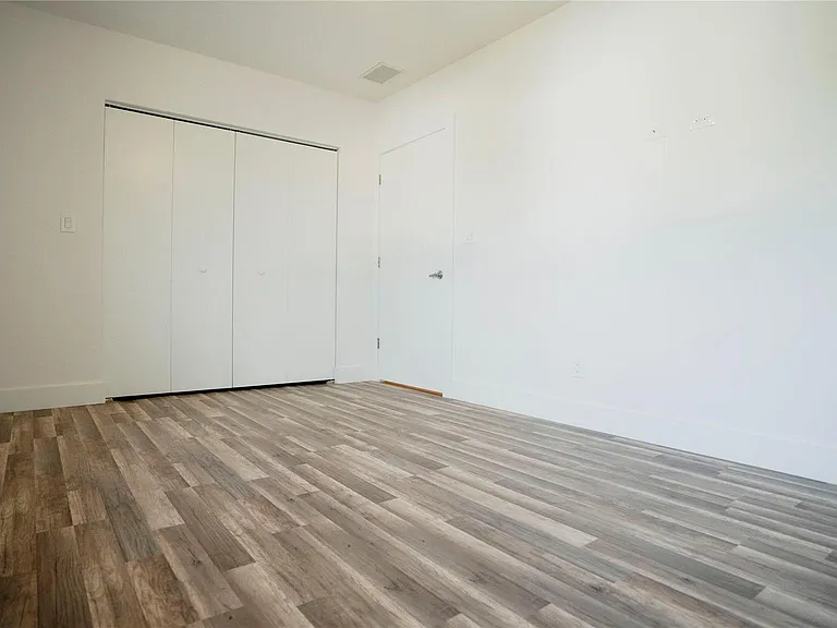 1413 NE 5th Ave #1 — Photo 27