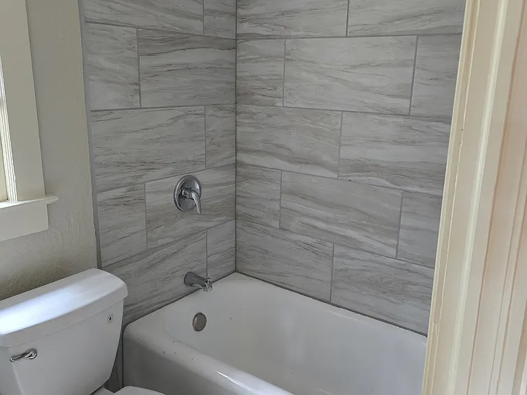 2525 Liberty St #1 — Photo 9