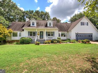 15 Moores Spring Rd, Kingston, GA 30145