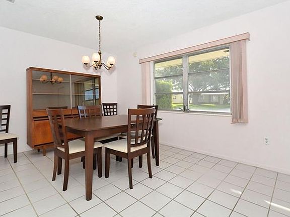 5th image of 3863 Melgert Ln