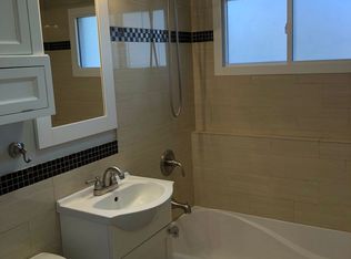 304 Voltz Rd, Northbrook, IL 60062