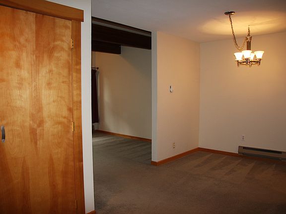 3rd image of 1717 16th Ave Unit 20