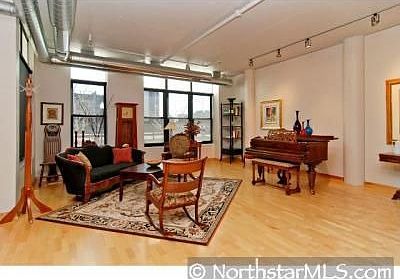 1st image of 200 Park Ave Unit 112
