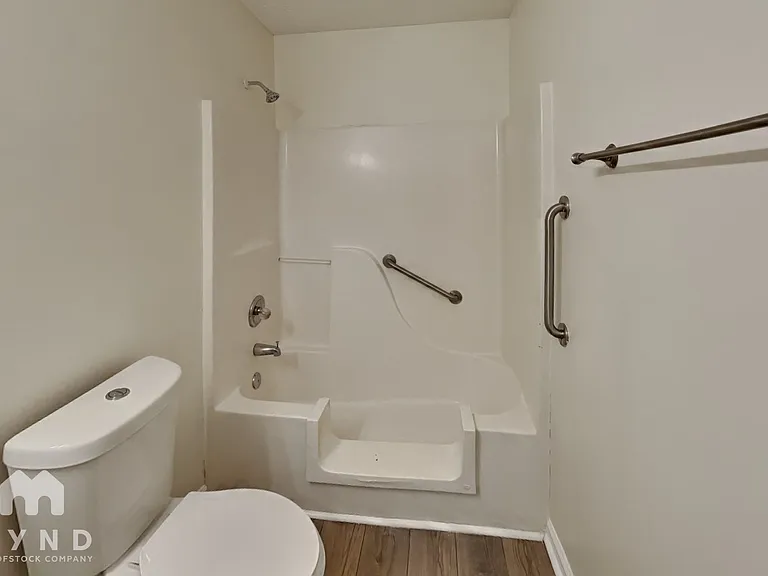 134 Oak Cir S — Photo 13