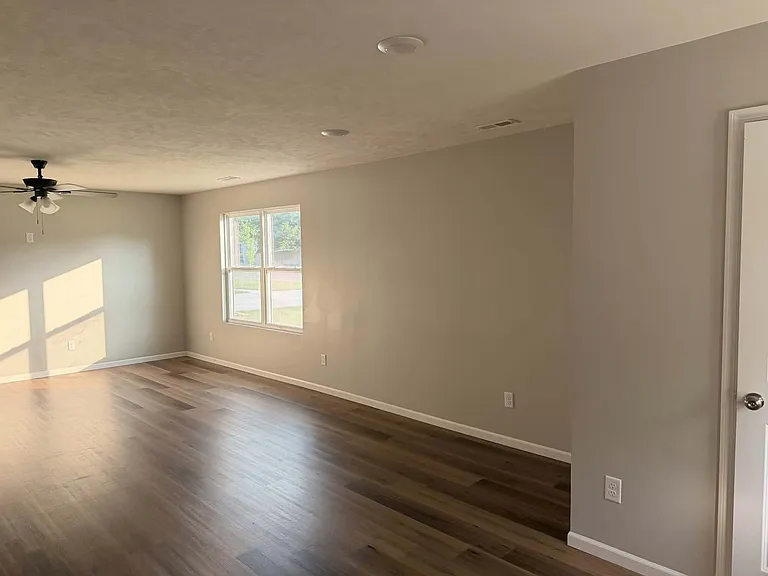603 E Division St #1 — Photo 18
