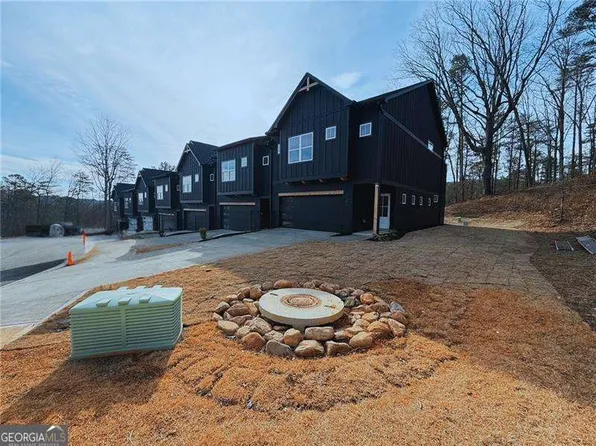 124 Waterview Ct, Waleska, GA 30183