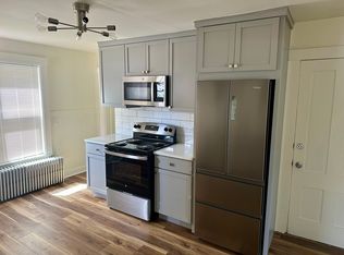 32 Forest St, Dover, NH 03820
