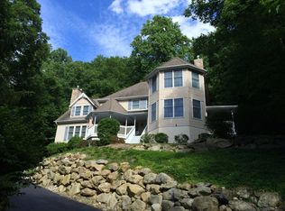 14 Cardinal Dr, Hackettstown, NJ 07840