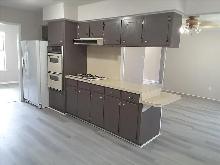 18521 Railroad Ave — Photo 11