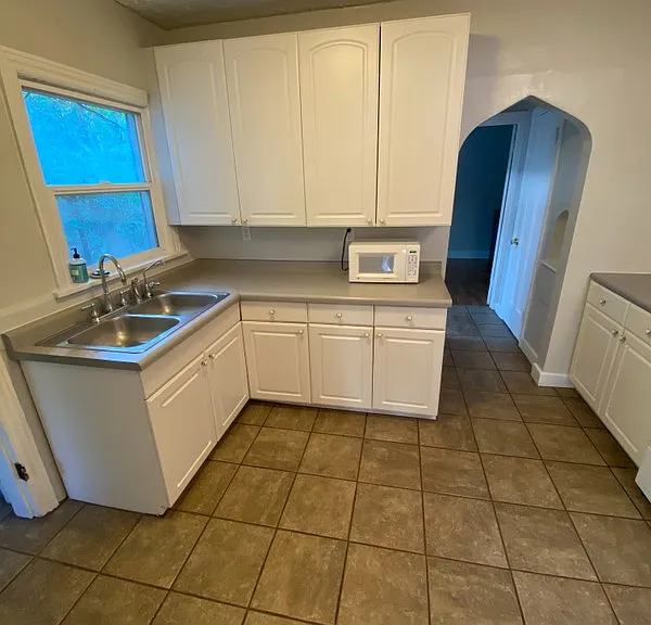 812 S Blair St — Photo 4