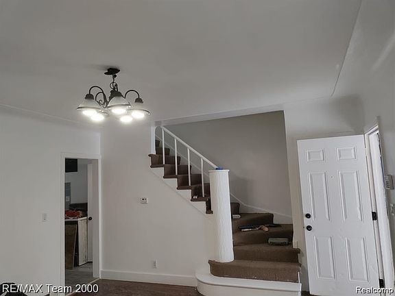 5th image of 7761 Artesian St