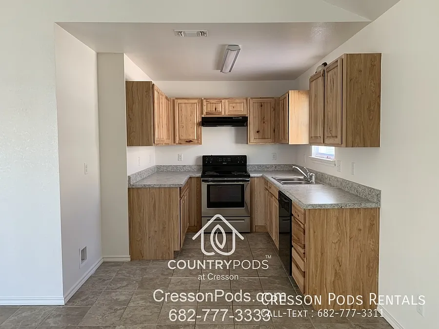 * One Month Rent Free * House For Rent - Fort Worth — Photo 1