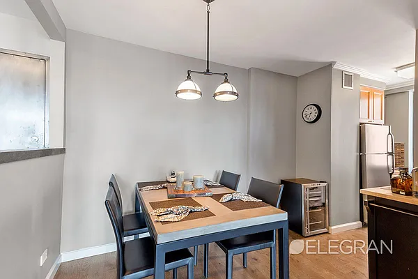 Sold by (Legacy) Elegran | media 3