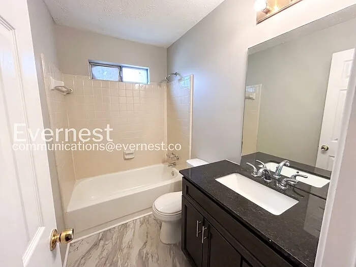 3828 Landgraf Cv — Photo 18