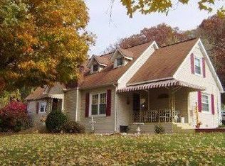 24315 Charleston Rd, Leon, WV 25123