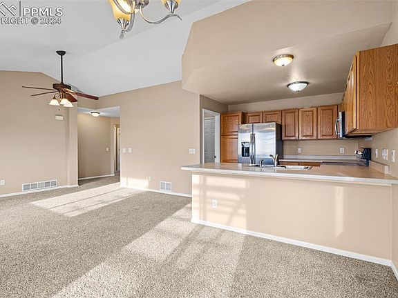 5th image of 1815 Woodpark Dr